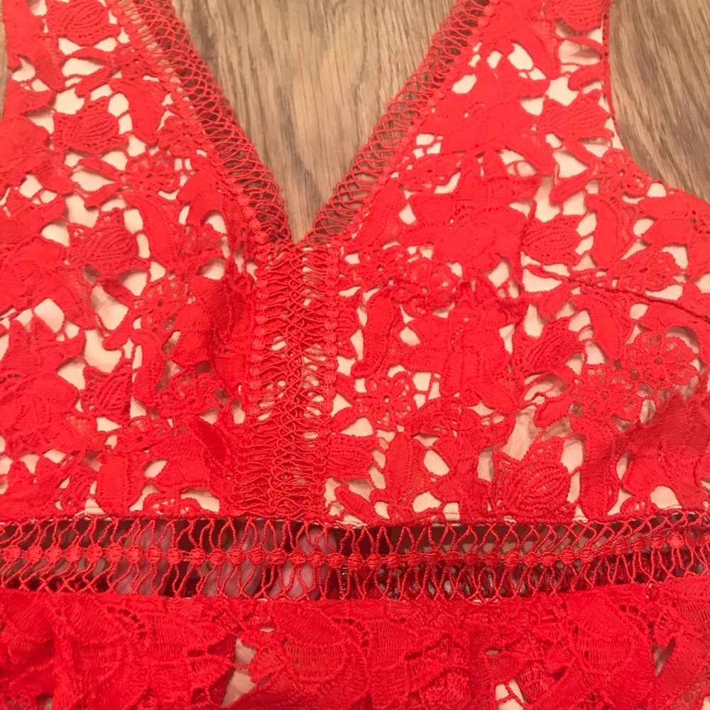 Breathtaking red lace Alya dress - worn once! - Picture 4 of 6